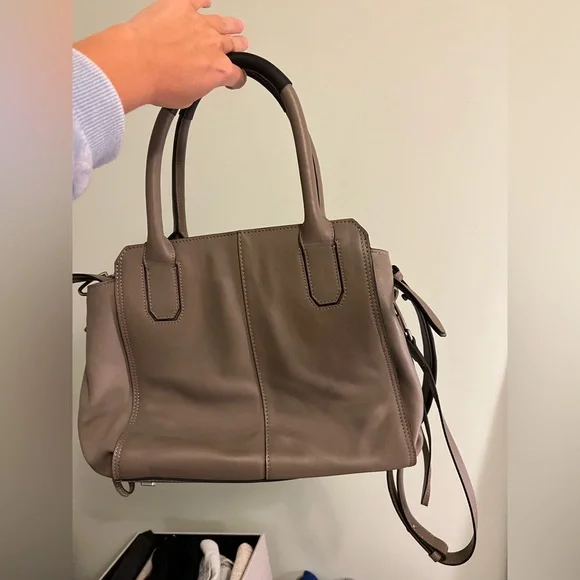 NWOT Liebeskind leather grey handbag/purse - Picture 4 of 8